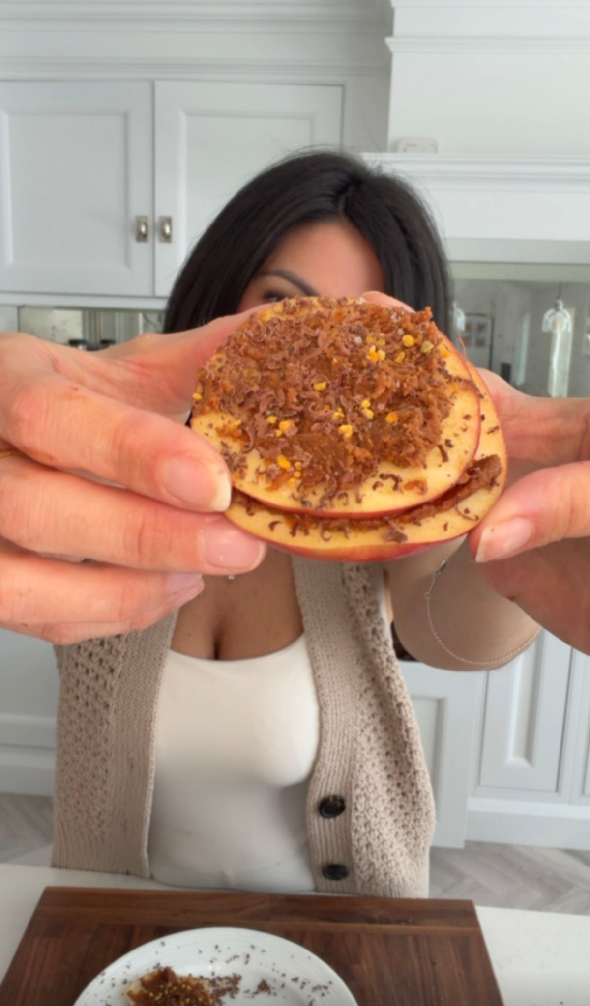 Apple Bites with Bee Pollen